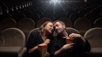 "Sexy laundry" | Last call για Σπύρο Παπαδόπουλο - Ρένια Λουιζίδου μετά από 4 χρόνια