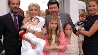 Flashback | Η Τζένη Μπαλατσινού νονά στην βάφτιση της κόρης της Ελένης Μενεγάκη