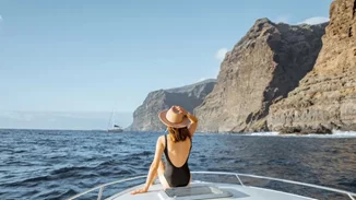 Ναυτία, πονοκέφαλος, κόπωση | Ποιες τροφές θα σε βοηθήσουν και ποιες να αποφύγεις;