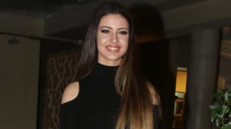 Δανάη Λιβιεράτου | Χειρουργείο για την κόρη της Εύης Αδάμ και του Λάμπη Λιβιεράτου