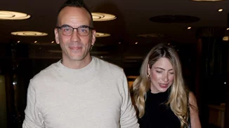 Μαριλού Κόζαρη | Η εμφάνισή της σε live του συζύγου της, Πάνου Μουζουράκη