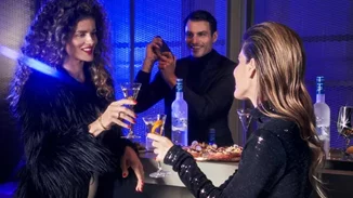 Drink Chic | Πώς θα φτιάξετε τα most wanted Grey Goose cocktails που ταιριάζουν ιδανικά στα γιορτινά καλέσματα