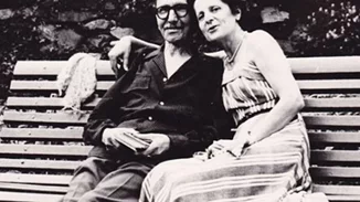 Νίκος Καζαντζάκης | "Μια γυναίκα πρέπει να την αγαπάς τόσο πολύ που δεν θα της περάσει καν η ιδέα πως κάποιος άλλος θα την αγαπήσει ποτέ περισσότερο"