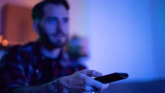 To Netflix επιβραβεύει το binge watching