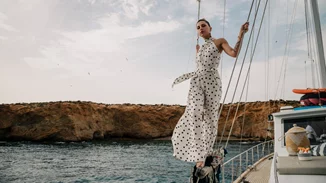 10 κομμάτια που αξίζει να αγοράσεις τώρα και θα φορέσεις σίγουρα το φθινόπωρο