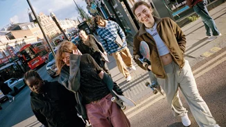 Αυτά είναι τα iconic sneakers που θα πρωταγωνιστήσουν στις εμφανίσεις της νέας σεζόν