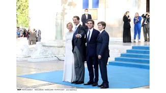 Marie Chantal - Παύλος Γλύξμπουργκ | Το χριστουγεννιάτικο ρεβεγιόν με τα πέντε παιδιά τους