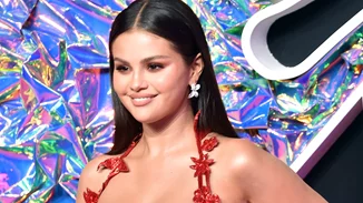 Classy bordeaux | 5 μάσκαρα για μακριές βλεφαρίδες στην πιο κομψή απόχρωση της φετινής σεζόν