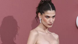 Victoria's Secret show | Το beauty look της Ανθής Φακιδάρη στην πασαρέλα ήταν, τουλάχιστον, θεϊκό