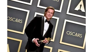 H νέα εμφάνιση του Brad Pitt αποδεικνύει πως γίνεται ακόμα πιο γοητευτικός όσο μεγαλώνει