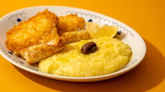 Μπακαλιάρος σκορδαλιά | Η πιο εύκολη συνταγή για να απογειώσεις τη γεύση του "εθνικού" πιάτου της 25ης Μαρτίου