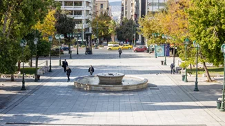 Μέτρα - ανάσα από το lockdown | Βόλτες εκτός δήμου τα Σαββατοκύριακα και αγορές στα μαγαζιά "με το ρολόι" από Δευτέρα