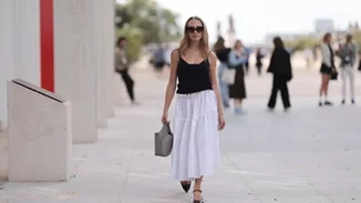 Οι chic τρόποι για να φορέσεις μια λευκή φούστα το καλοκαίρι