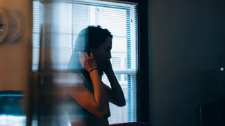 Το μεγάλο λάθος που κάνουμε σχεδόν όλοι στις σχέσεις μας και γινόμαστε δυστυχισμένοι