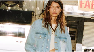 Οι τάσεις του denim που αναβαθμίζουν το στιλ της άνοιξης
