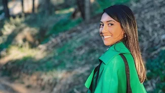 Η Ευγενία Σαμαρά δείχνει τον πιο κομψό τρόπο για να φορέσεις το δερμάτινο παντελόνι