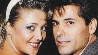 36 χρόνια πριν | H 24χρονη Ρούλα Κορομηλά νύφη στο πλευρό του Πάνου Μιχαλόπουλου