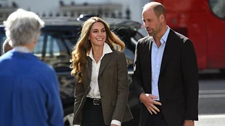 H ξανθιά Kate Middleton στην πρώτη επίσημη εμφάνιση μετά τις καλοκαιρινές διακοπές στο Ιόνιο