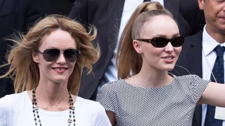 Αυτοί οι celebrities μοιάζουν εκπληκτικά με τους γονείς τους