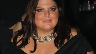 Δανάη Μπάρκα | Σε νυχτερινό κέντρο με τη μητέρα της, Βίκυ Σταυροπούλου