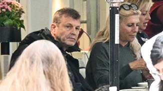 Απόστολος Γκλέτσος | Έξοδος στο κέντρο της Αθήνας με την σύντροφό του