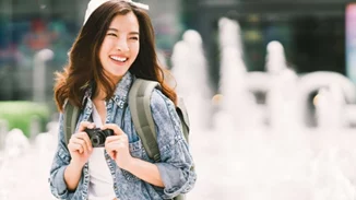 Στην Ιαπωνία κάνουν μαθήματα για να θυμηθούν πώς χαμογελάνε