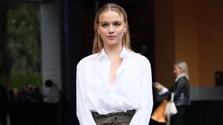 Πέντε looks που μπορείς να κάνεις με μια φούστα αυτή την εποχή