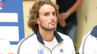 Ο Στέφανος Τσιτσιπάς ανακοίνωσε ότι διακόπτει τη συνεργασία με τον πατέρα του