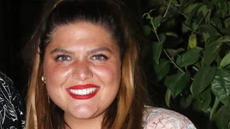 Η Δανάη Μπάρκα "παντρεύτηκε" τον μάγειρα της