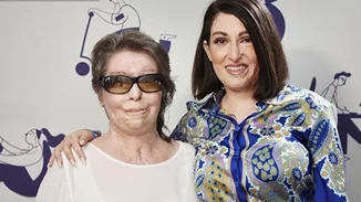 "Τα χειρουργεία δεν τελειώνουν, αυτό το υγρό καίει το κόκκαλο για 20 μέρες"