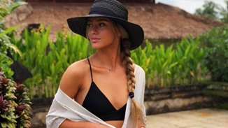 Δανάη Λιβιεράτου | Σκούρυνε το χρώμα στα μαλλιά της και είναι ίδια η μητέρα της, Εύη Αδάμ