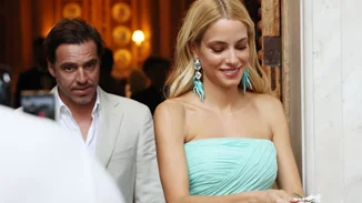 Δούκισσα Νομικού | Φωτογραφίζει τον Σάββα της στο παιδικό του δωμάτιο