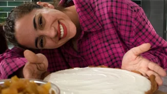 Η Λία Μακροστεργίου κάνει -επιτέλους- το όνειρό της πραγματικότητα