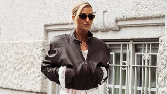 Τα t-shirt με δαντέλα από τη Zara που έχουν γίνει ανάρπαστα | Ταιριάζουν τέλεια με τζιν