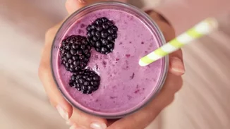 Ελιξίρια νεότητας | 5 smoothies που ενισχύουν το κολλαγόνο χαρίζοντας νεανικό δέρμα