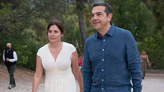 Σήμερα η κηδεία της μητέρας της Μπέτυς Μπαζιάνα - Σε στενό οικογενειακό κύκλο