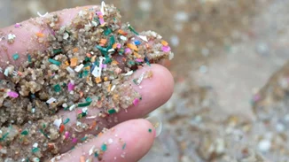 Τα μικροπλαστικά είναι (και) στα σύννεφα, στην κυριολεξία