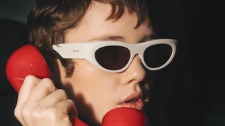 Τα γυαλιά ηλίου και οράσεως που θα κάνουν τα φθινοπωρινά looks σου πιο ξεχωριστά