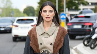 10 street style looks που θα σε πείσουν πως τα μαύρα μποτάκια είναι η must have αγορά του φθινοπώρου