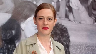 Σοφία Κόκκαλη | Η πολυβραβευμένη ηθοποιός που υποδύεται την κόρη της Βίκυς Καγιά