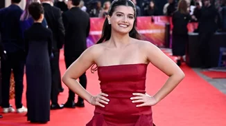 Αγγελίνα Παπαδοπούλου | Ποια είναι η 17χρονη που υποδύεται τη νεαρή Μαρία Κάλλας πλάι στην Αngelina Jolie;