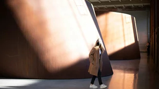 Οι πιο πειστικές δικαιολογίες για να πάρεις άδεια από τη δουλειά - τι συστήνουν οι Έλληνες