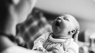 "Δεν ήταν καλοδεχούμενα τα κορίτσια σε ένα σπίτι"- Οι συγκλονιστικές ιστορίες από μια γιαγιά Λευκαδίτισσα για την εποχή που οι κόρες ήταν "οι ξεραθιμιές του κόσμου"