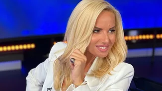 Με κόκκινα μαλλιά στα 21 της | Η Μαρία Μπεκατώρου, κυριολεκτικά αγνώριστη, στην πρώτη της εκπομπή το 1995