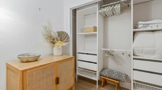 Πέντε έξυπνοι τρόποι για να κάνεις την ντουλάπα σου να μοσχοβολάει