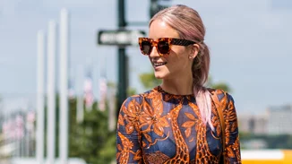 Τα casual σύνολα που θα κάνουν πιο υποφερτό τον καύσωνα