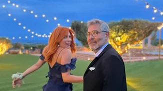 Σμαράγδα Καρύδη | Οι φθινοπωρινές βουτιές της στην Αίγινα (με την καλύτερη παρέα)