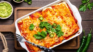 Η απόλυτη καλοκαιρινή πίτα για αρχάριους | Χωρίς φύλλο και έτοιμη σε 5 μόλις λεπτά