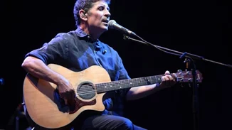 Πώς ένα ασθενοφόρο στάθηκε η αφορμή για να γραφτεί το τραγούδι "το γράμμα" του Σωκράτη Μάλαμα