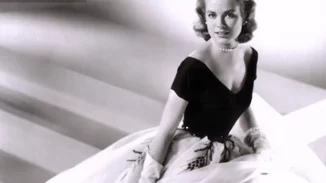 Grace Kelly | Η γυναίκα που έγραψε μόνη της την κομψή τραγωδία της ζωής της